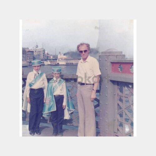 1983 Galata Köprüsünde Sünnet Çocukları Fotoğraf