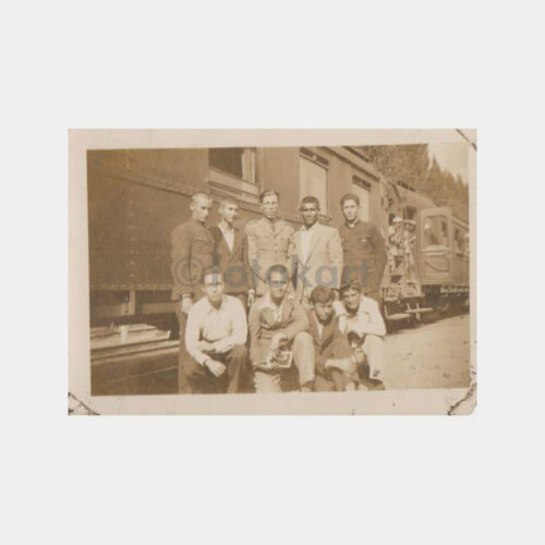 İstasyon Tren Vagon Önünde Grup Fotoğraf