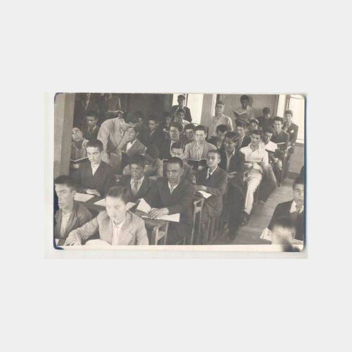 Anadolu Lise Sınıfından Bir Görünüş Fotoğraf