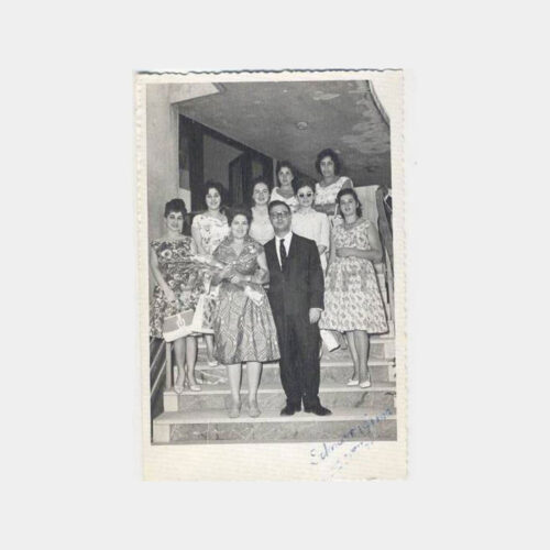 1950 Değişik Giysili Kadınlar Fotoğraf