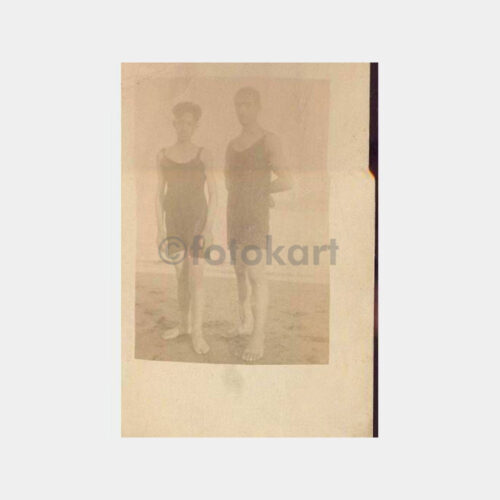 Plaj Giysili 2 Bay Eski Fotoğrafı