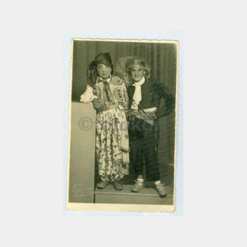1943 Foto Güven - Folklor Giysililer Fotoğraf