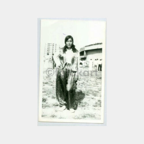 1970 Folklor Giysili Kız 19 Mayıs Tören Fotoğraf