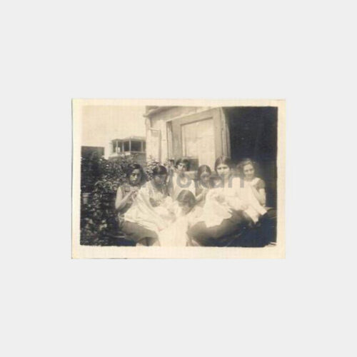 Nakış İşleyen Öğrenci Kızlar Eski Fotoğraf
