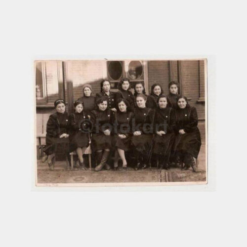 Türkistan Kız Öğrenciler Fotoğraf