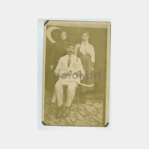 1928 Aile Görünüş -Arka Plan Bayrak- Fotoğraf