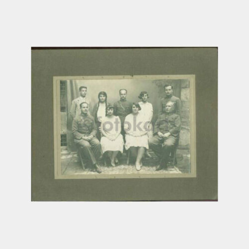 1927 Subay ve Aile Konulu Grup Fotoğraf