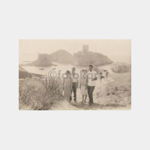 1962 Şile Kalesi Önünde Aile Fotoğraf