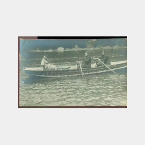 1920 Sandalda Aile Yabancı Fotoğraf