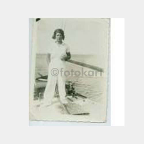 1930 Kalamış Yelkenlide Kadın 2 Adet Fotoğraf - Görsel 2