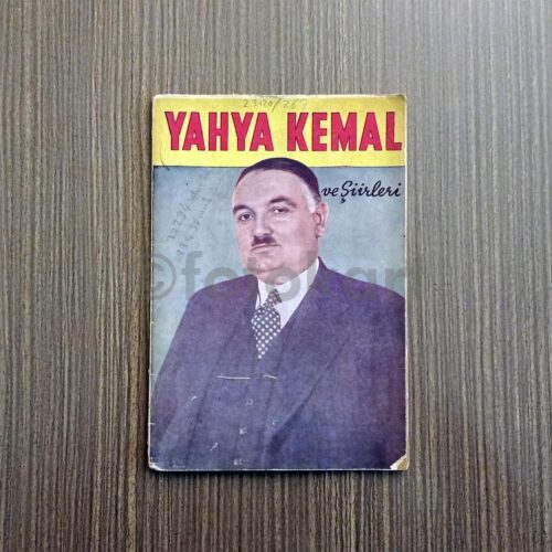 Yahya Kemal ve Şiirleri - Zahir Güvemli