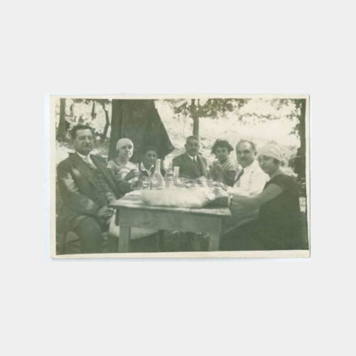 1927 Yakacık Çay Bahçesinde Aile Fotoğraf