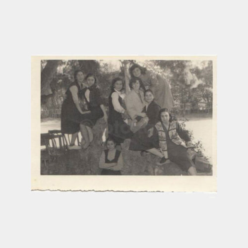 1956 Erenköy Kız Lisesi - Öğrenci Okul Bahçesi 3 Adet Fotoğraf - Görsel 3