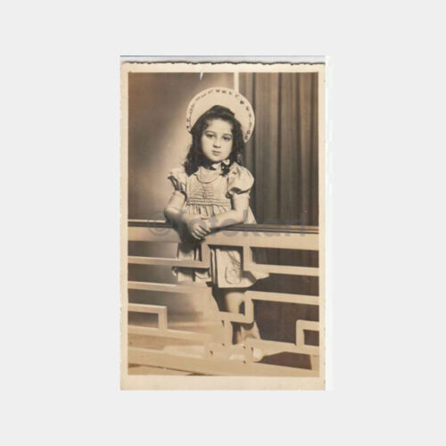 1944 İzmir Foto Ar - Karşıyaka Kız Çocuk Fotoğraf