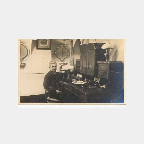 1936 Yavuz Denizci Çalışma Odasında Hatıra Fotoğraf