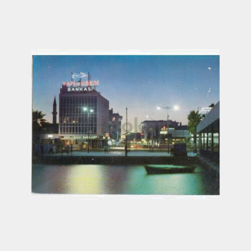 1975 İzmir Karşıyaka Gece Görünüşü Kartpostal