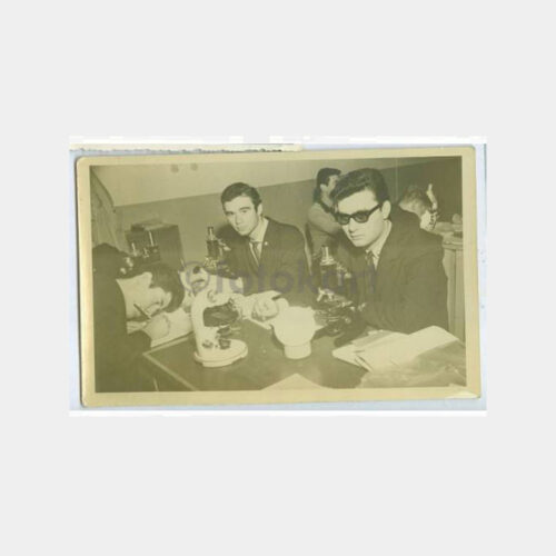 1950 İzmir - Mikroskop Kullanan Öğrenciler Fotoğraf