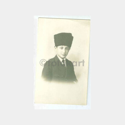 1925 Kalpaklı Genç Görünüş Fotoğraf