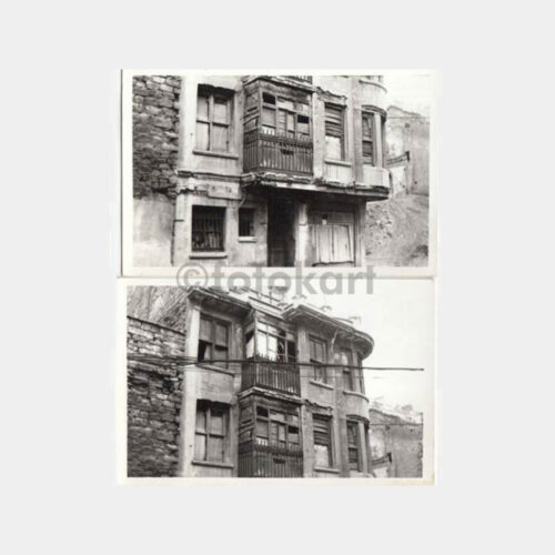 Eyüp Cibali Tarihi Evleri Konulu 2 Adet Fotoğraf