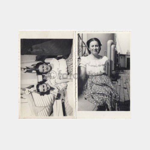 1948 Ege Vapurunda Kadın Konulu 2 Adet Fotoğraf