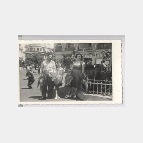 Büyükada Meydanı Aile Görünüş Fotoğraf