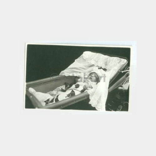 1930 Bebek Arabası ve Bebek Görünüş Fotoğraf