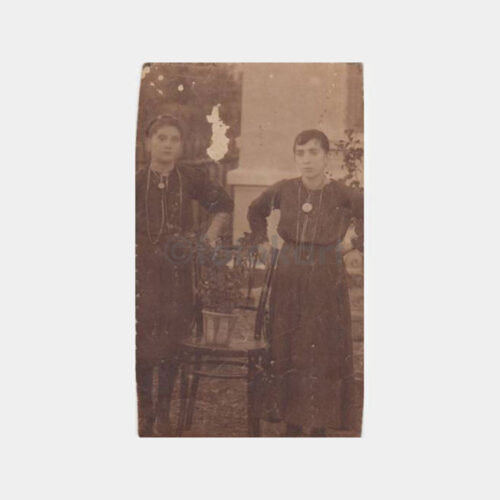 1900 Ermeni Genç Kızlar Konulu Fotoğraf