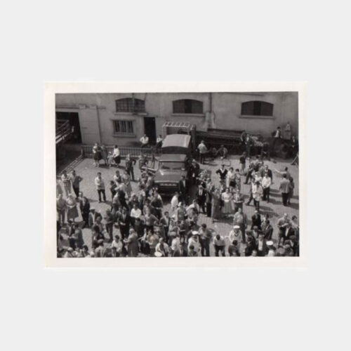 1950 İzmir Rıhtımı Gemi Karşılayanlar Fotoğraf