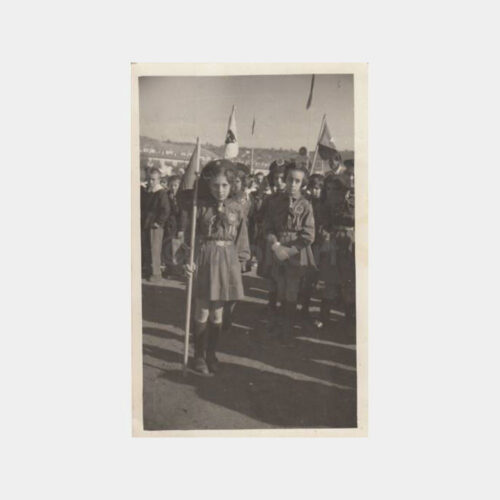 1959 Karabük İzci Kızlar Törende Konulu Fotoğraf