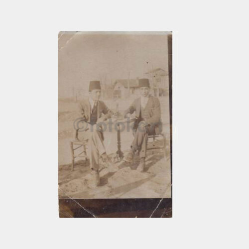 1900 Kır Kahvesinde Osmanlı Gençler Konulu Fotoğraf