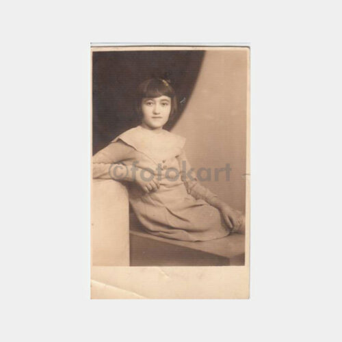 1928 Beyoğlu Stüdyo Yıldız - Genç Kız Fotoğrafı