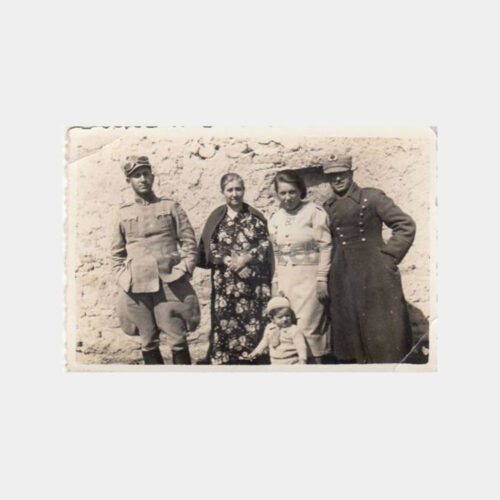 1940 Asker Subay ve Ailesi Konulu Fotoğraf