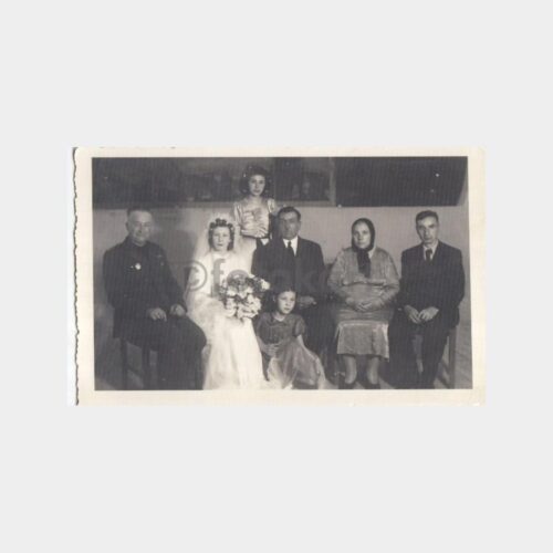 1941 Gelin Damat ve Ailesi Konulu 2 Adet Fotoğraf