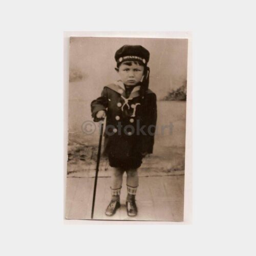 Denizci Çocuk Parlak Kağıda Baskı Fotoğraf