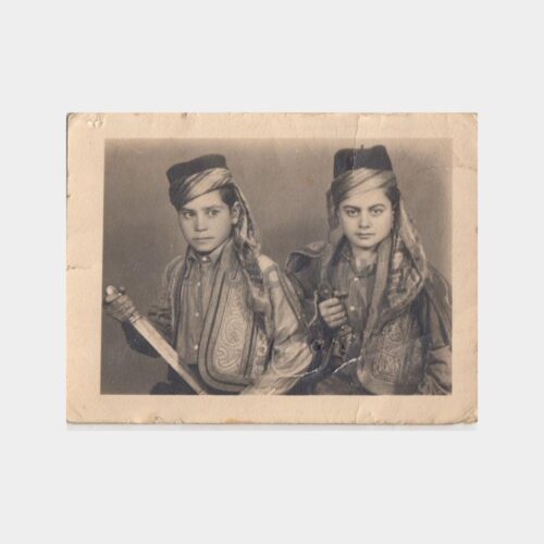 1945 Adana -Foto Gaspıralı- Folklor Tebrik Konulu Fotoğraf