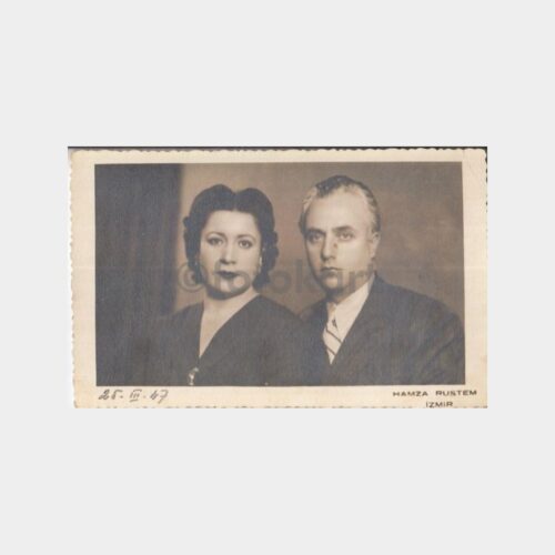 1947 İzmir Hamza Rüstem Stüdyo - Aile Konulu Fotoğraf