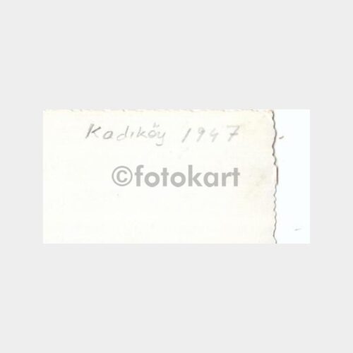 1947 Kadıköy Gençler Albüm Fotoğrafı - Görsel 2