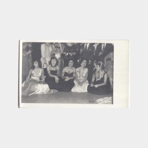 1958 Foto Sait - Yılbaşı Kadınlar Konulu Fotoğraf