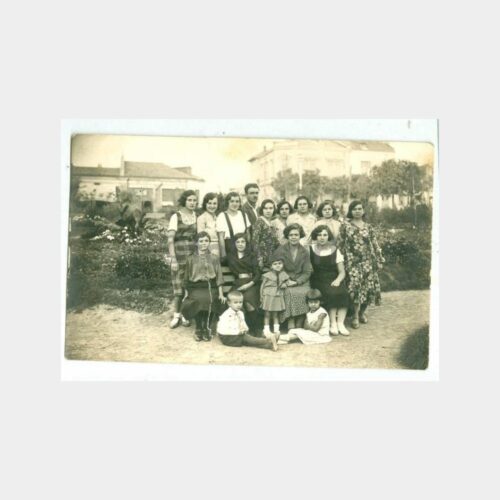1947 Yugoslavya Türk Ailesi Grup Fotoğraf