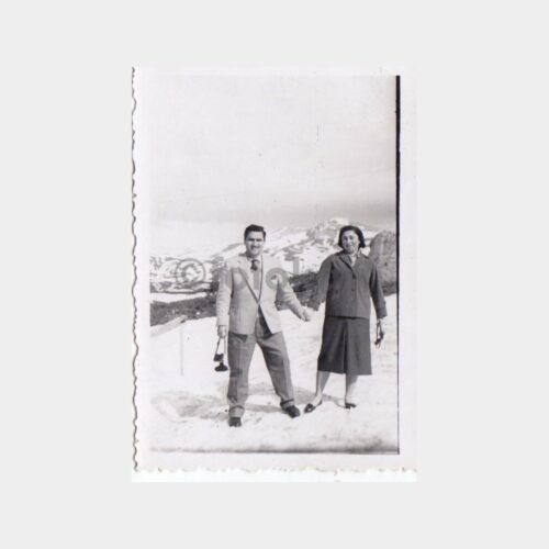 1957 Bursa Uludağ Aile Konulu Fotoğraf