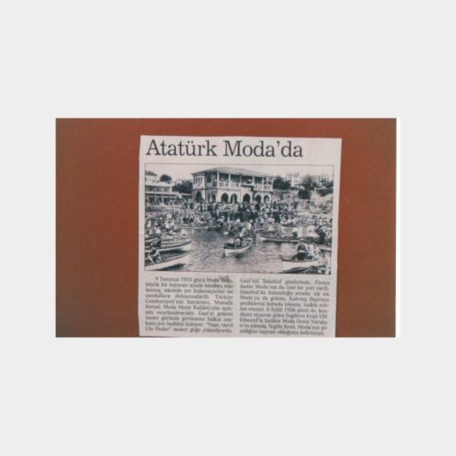 Atatürk Moda Ziyareti Gazete Repr. Fotoğraf