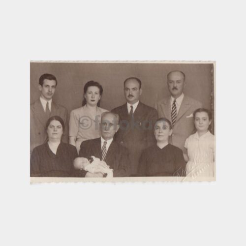 Foto Moda - Vezneciler Stüdyo Aile Konulu Fotoğraf