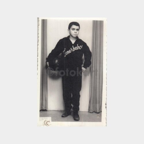 1965 Stüdyo Beyoğlu Görçek - Sporcu Genç Görünüş Fotoğraf