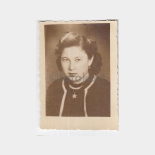 1940 Niğde Foto Altınok Stüdyo Kadın Fotoğraf