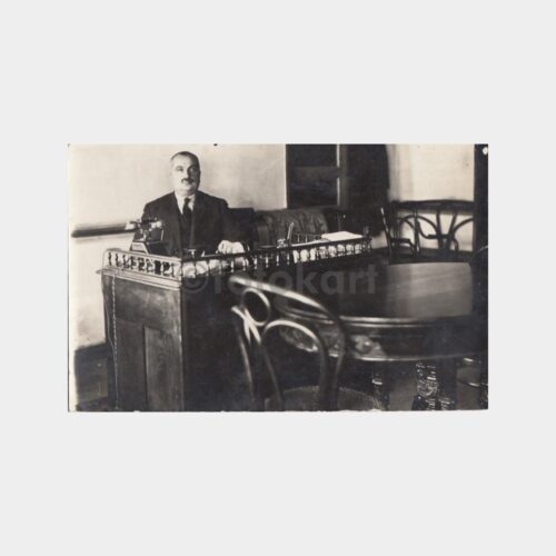 1930 Müdür ve Masası Konulu Fotoğraf