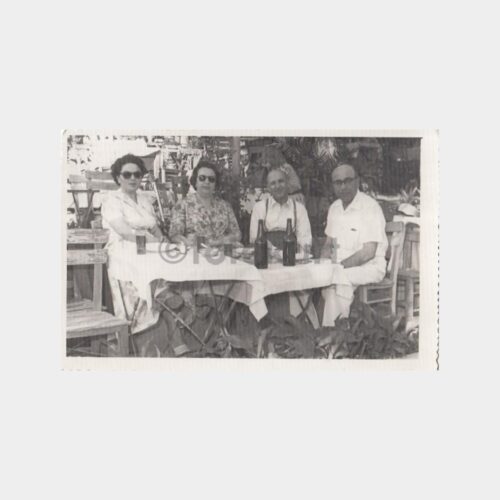 1958 İzmir Fuar Göl Gazinosu Aile Fotoğraf