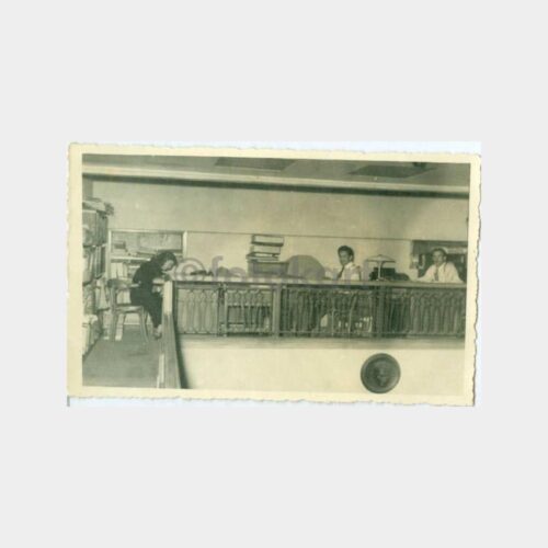 1940 İşyeri Çalışma Bürosu Konulu Fotoğraf