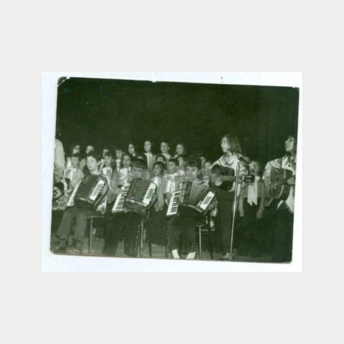 1973 Okul Mandolin ve Akordeonlu Temsil Fotoğraf
