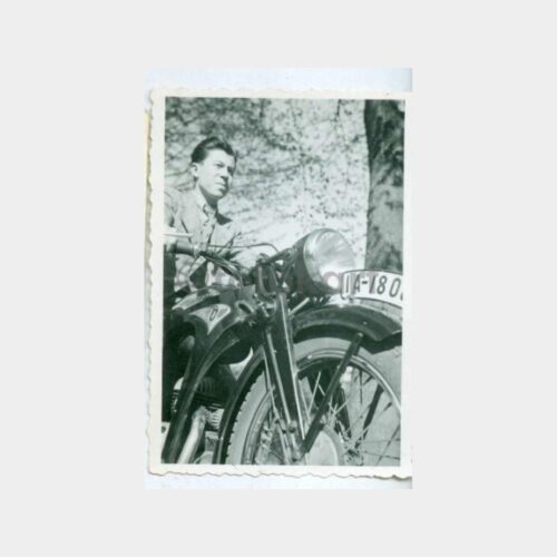 1950 Motorsiklet Konulu 2 Adet Fotoğraf