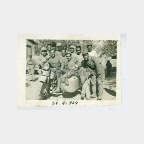 1944 Motorsikletli Askerler Grup Fotoğraf